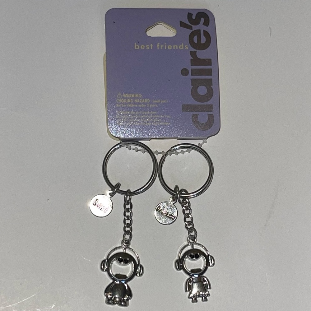 Claire’s Silver Best Friends Headphone Kids Keychains